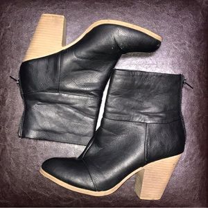 Women Black Heel Boots — SIZE 9.5M